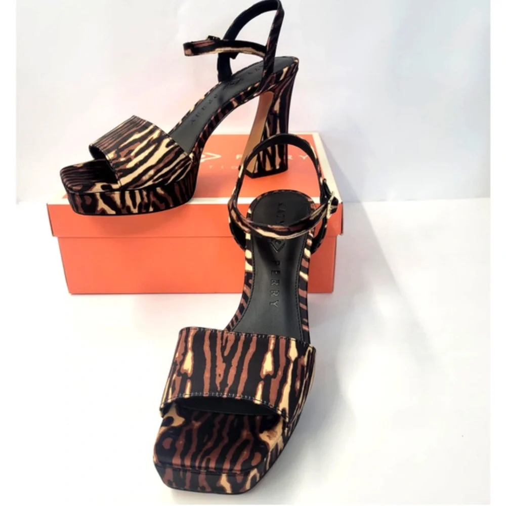 Katy‎ Perry Collections the square linger Animal Print Platform Heels size 6